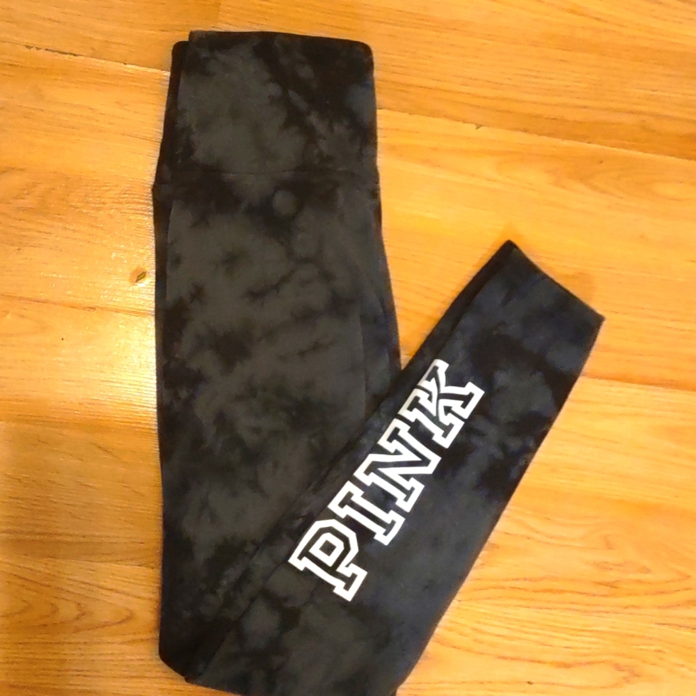PINK leggings. Marble print